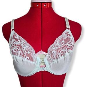Vintage Sears Isn't It Darling 36C underwire unpadded bra white lace Union made